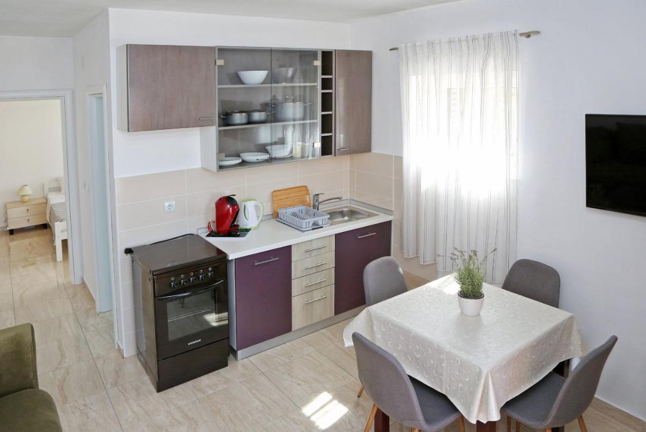 Apartmani Cili Miletici Eksteriør bilde