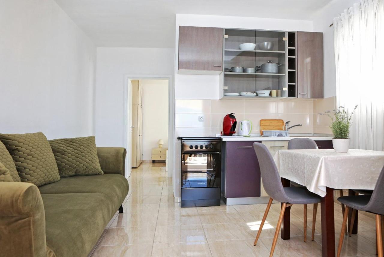 Apartmani Cili Miletici Eksteriør bilde